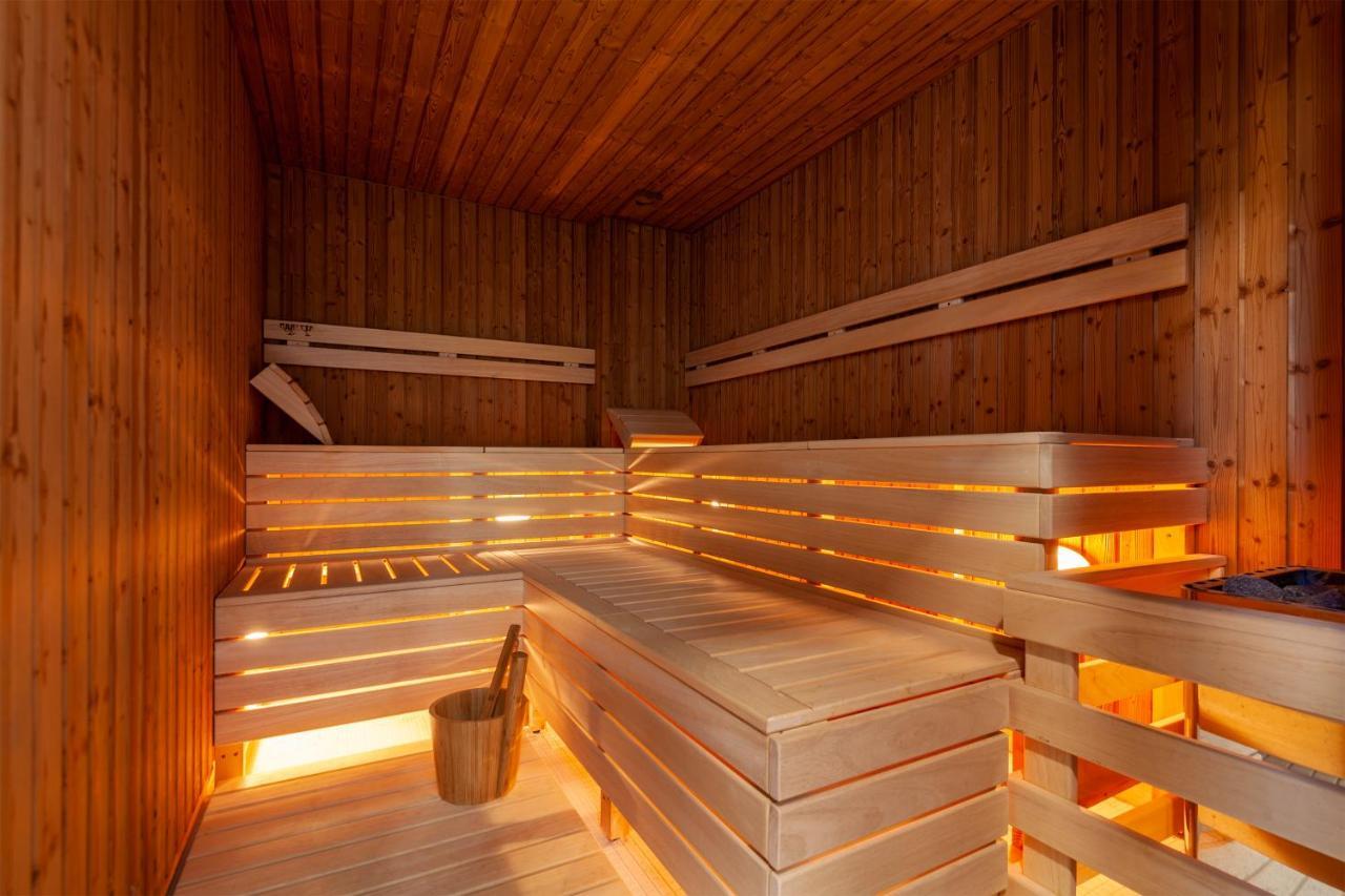 Tee House Челадна Экстерьер фото
