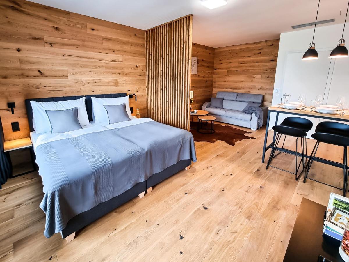 Tee House Челадна Экстерьер фото