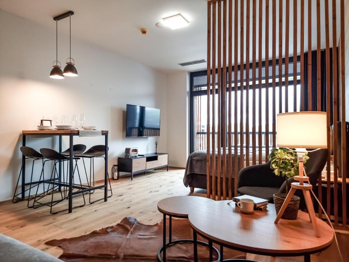 Tee House Челадна Экстерьер фото